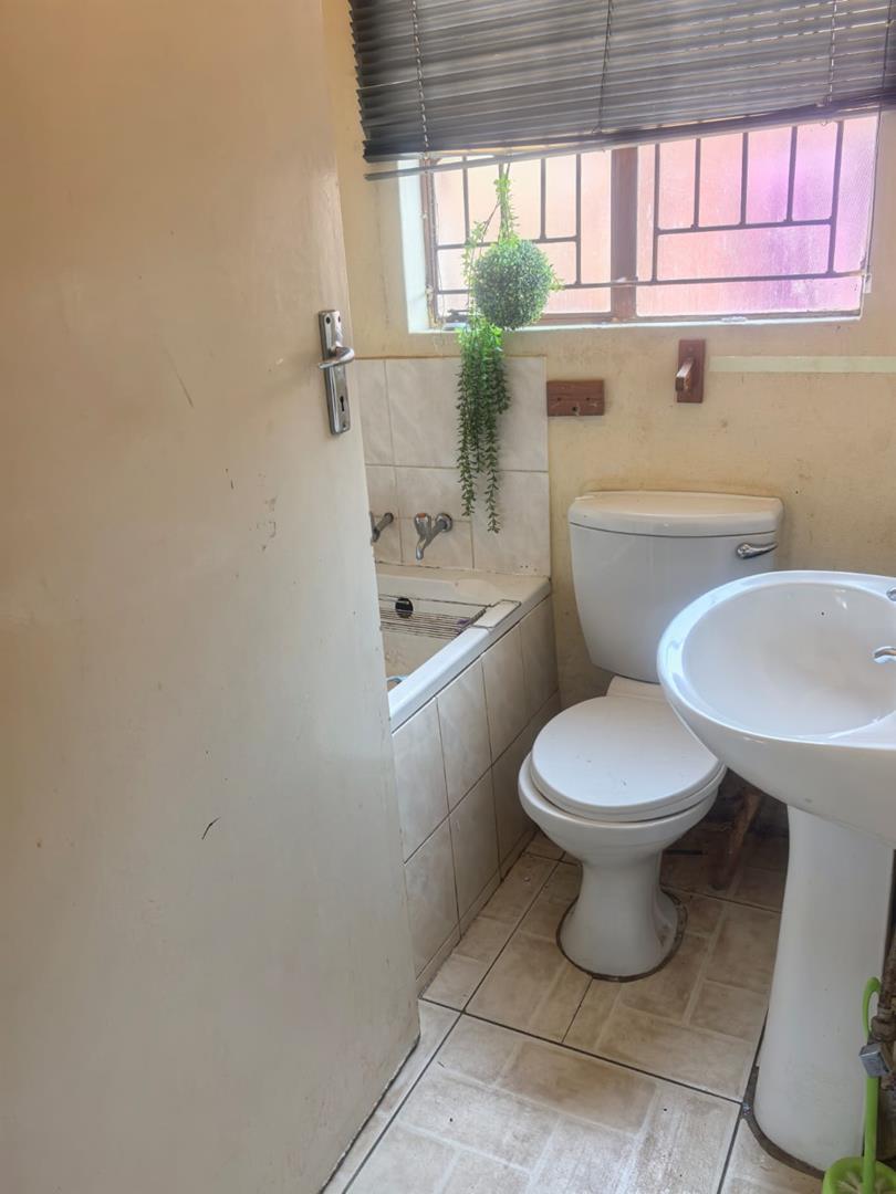 To Let 2 Bedroom Property for Rent in Soshanguve VV Gauteng