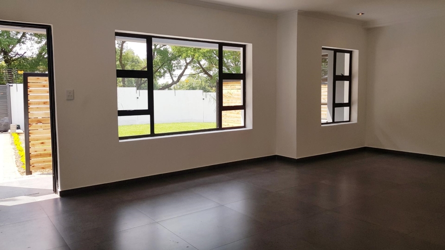 To Let 0 Bedroom Property for Rent in Blairgowrie Gauteng