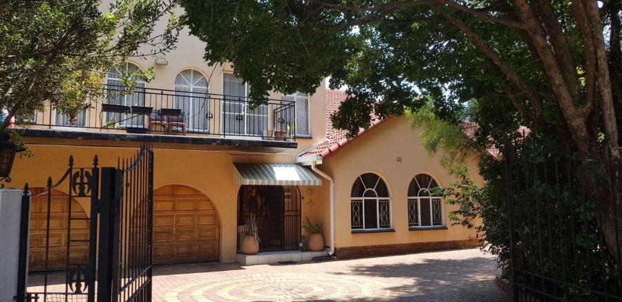 4 Bedroom Property for Sale in Brackenhurst Gauteng