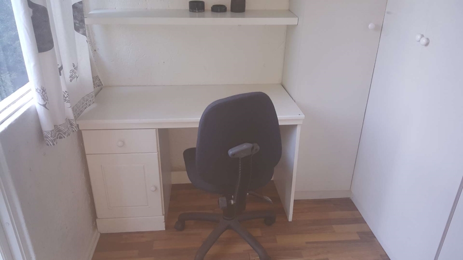 To Let 1 Bedroom Property for Rent in Morningside Gauteng