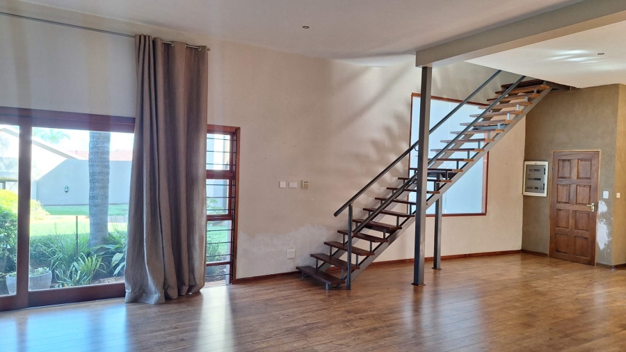 To Let 2 Bedroom Property for Rent in Weltevreden Park Gauteng