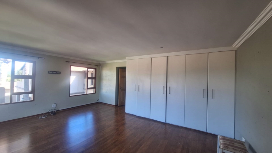 To Let 2 Bedroom Property for Rent in Weltevreden Park Gauteng