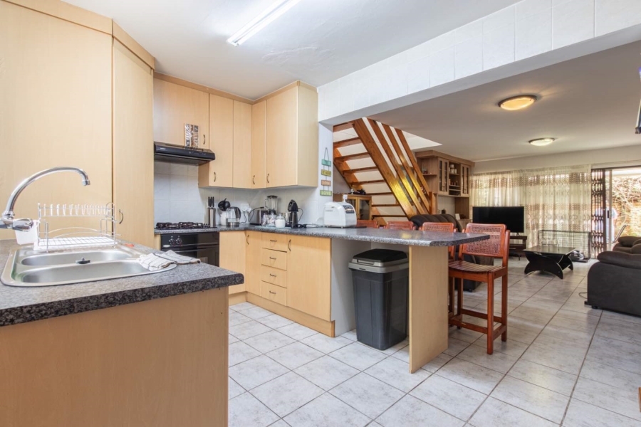 To Let 3 Bedroom Property for Rent in Wilgeheuwel Gauteng