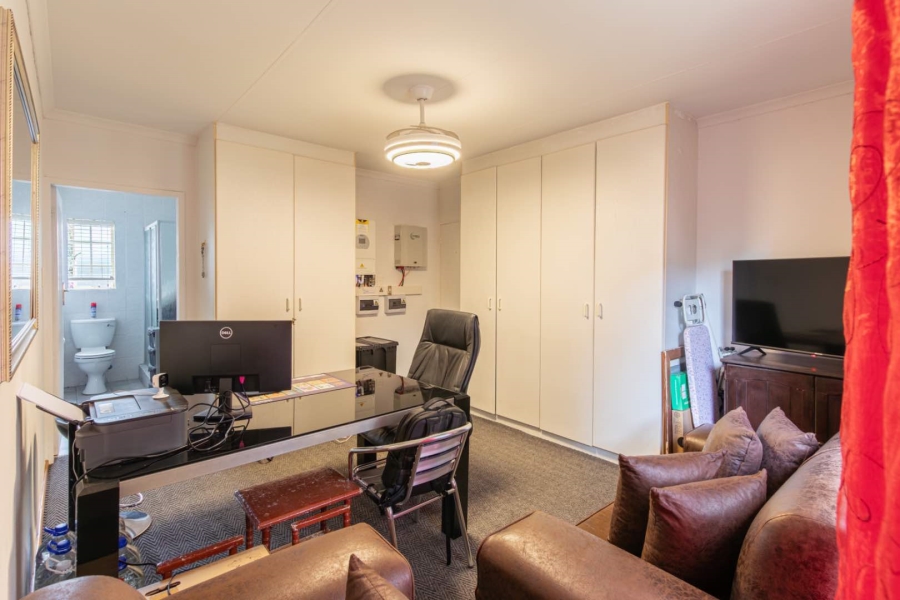 To Let 3 Bedroom Property for Rent in Wilgeheuwel Gauteng