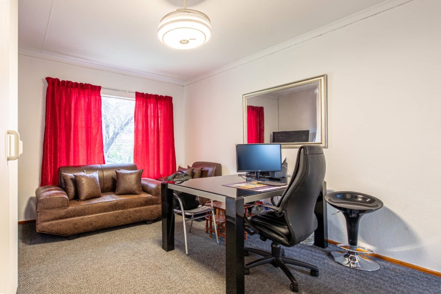 To Let 3 Bedroom Property for Rent in Wilgeheuwel Gauteng