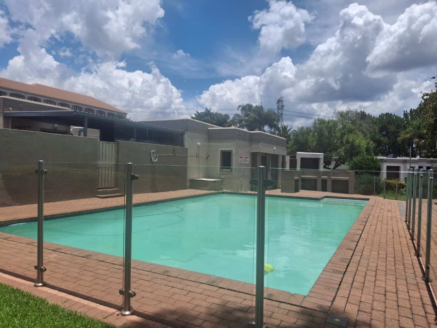 To Let 2 Bedroom Property for Rent in Morningside Gauteng