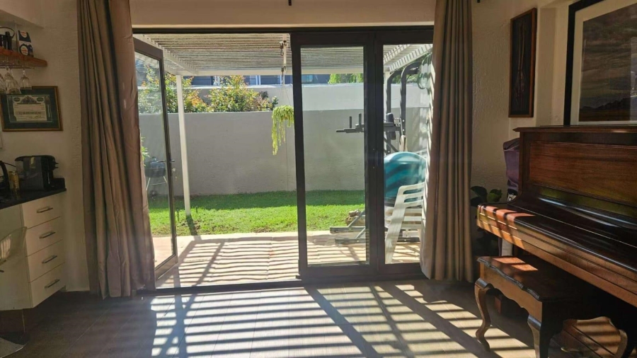 To Let 2 Bedroom Property for Rent in Morningside Gauteng