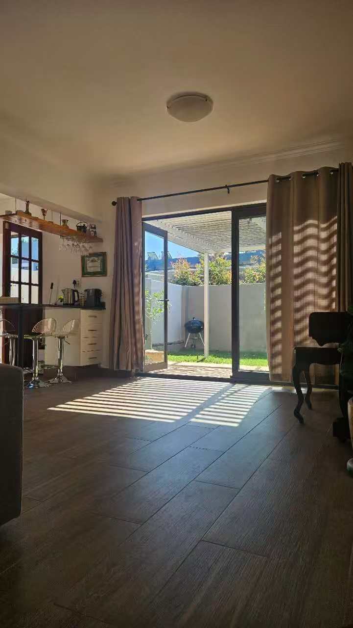 To Let 2 Bedroom Property for Rent in Morningside Gauteng