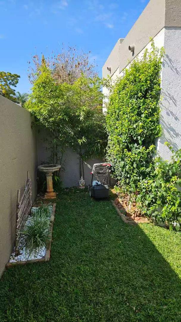 To Let 2 Bedroom Property for Rent in Morningside Gauteng
