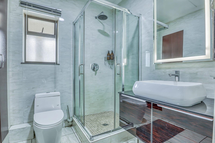 To Let 2 Bedroom Property for Rent in Fourways Gauteng