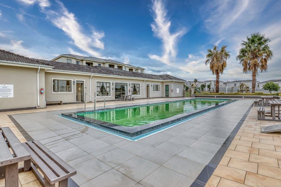 To Let 2 Bedroom Property for Rent in Fourways Gauteng