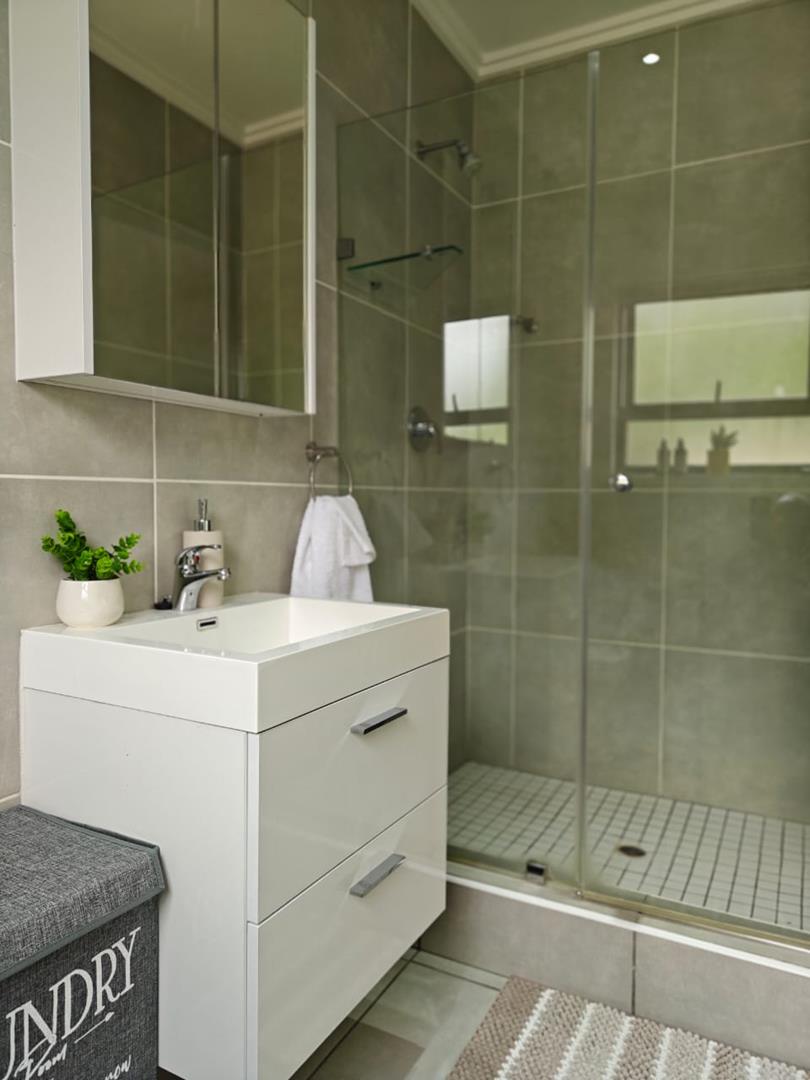 To Let 2 Bedroom Property for Rent in Lonehill Gauteng