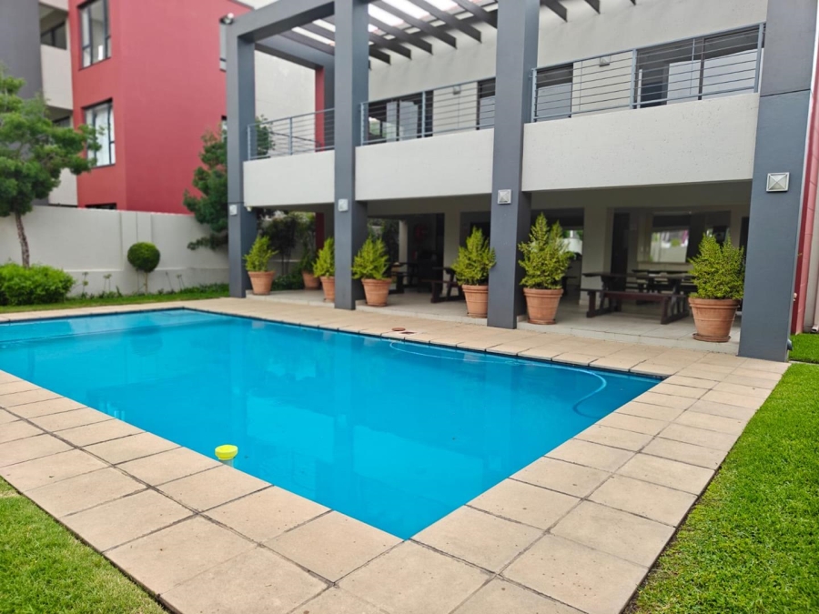 To Let 2 Bedroom Property for Rent in Lonehill Gauteng