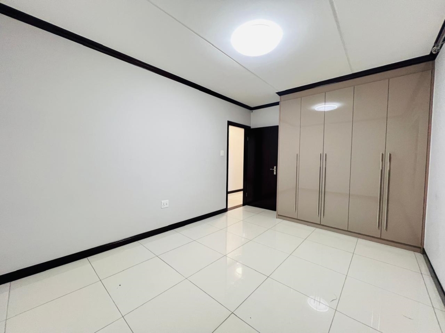 To Let 3 Bedroom Property for Rent in Fourways Gauteng