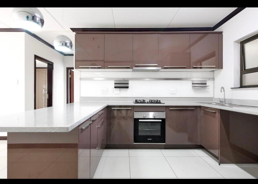 To Let 2 Bedroom Property for Rent in Fourways Gauteng