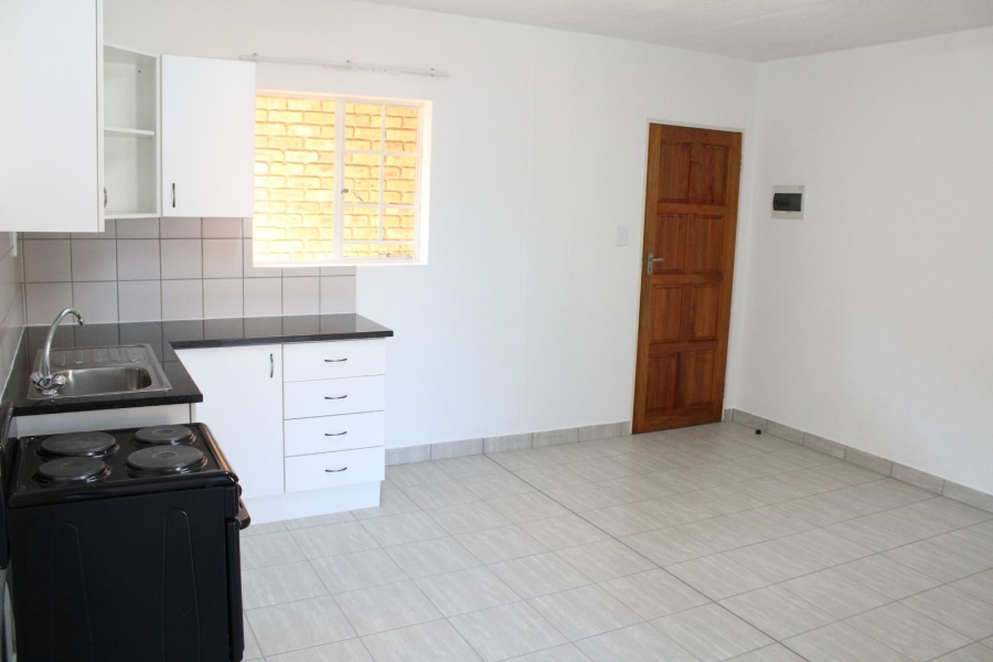 To Let 2 Bedroom Property for Rent in Silverton Gauteng