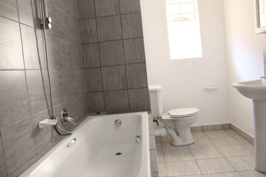 To Let 2 Bedroom Property for Rent in Silverton Gauteng