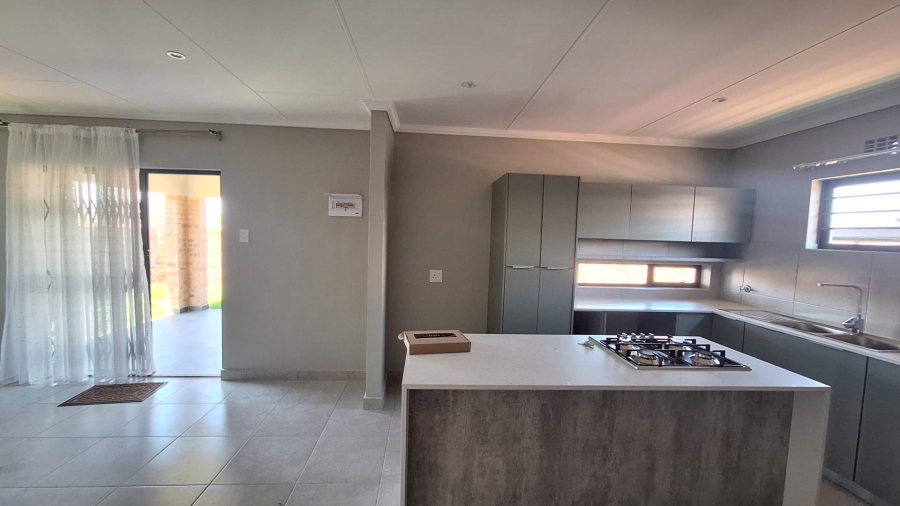 To Let 3 Bedroom Property for Rent in Cosmo City Gauteng