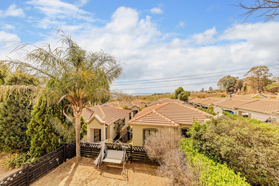 To Let 2 Bedroom Property for Rent in Paulshof Gauteng