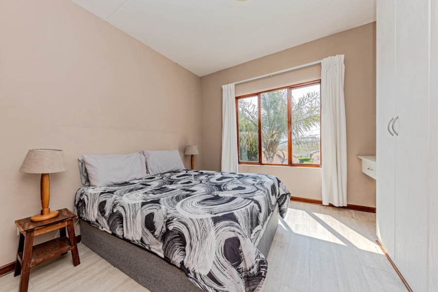 To Let 2 Bedroom Property for Rent in Paulshof Gauteng