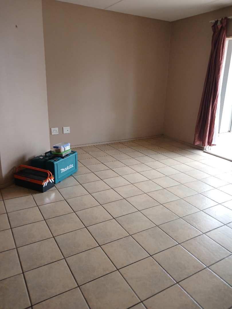 2 Bedroom Property for Sale in Bardene Gauteng