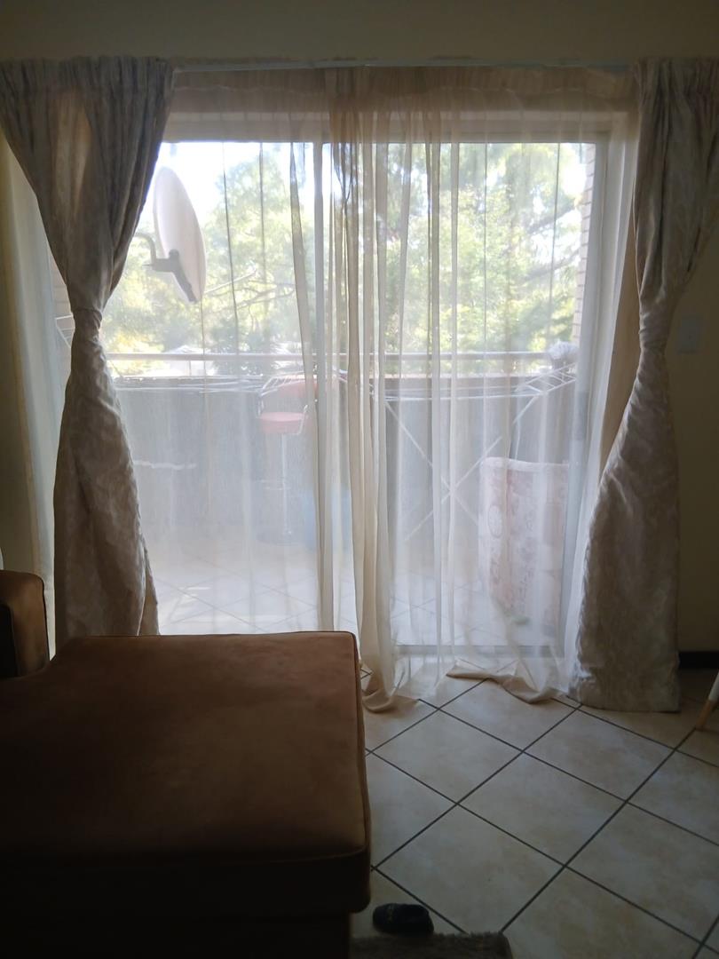 To Let 2 Bedroom Property for Rent in Doornkloof Gauteng