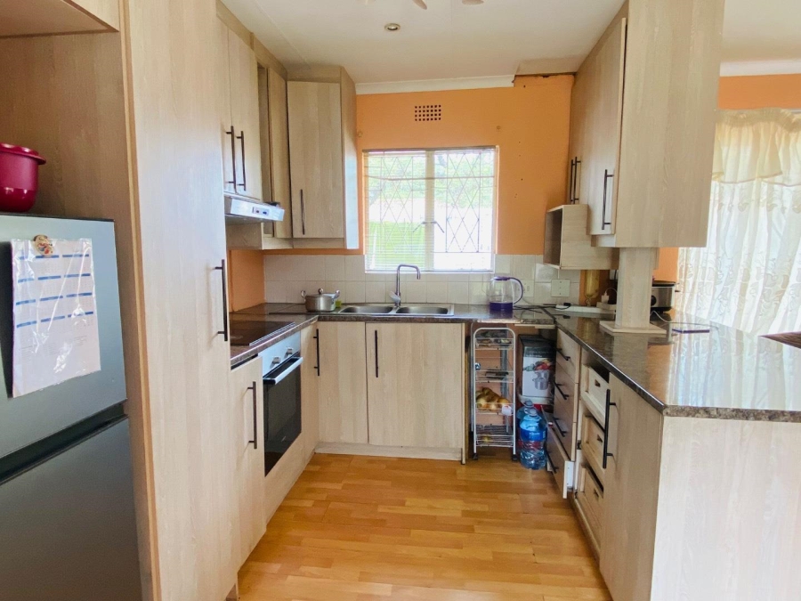 To Let 3 Bedroom Property for Rent in Country View Gauteng