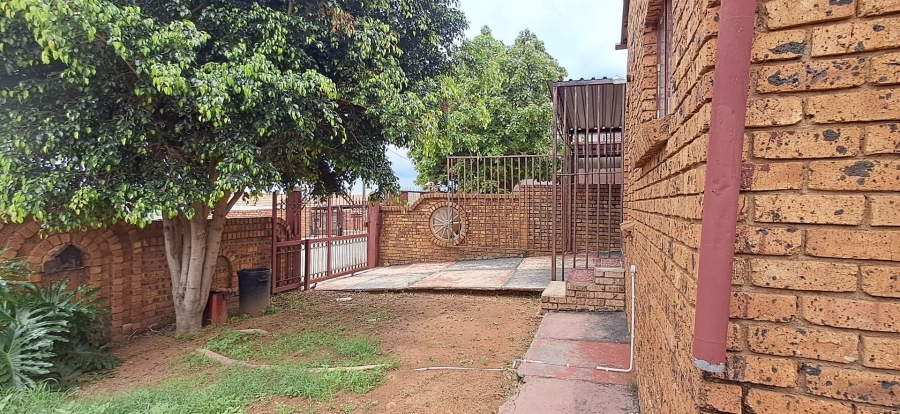 To Let 3 Bedroom Property for Rent in Soshanguve UU Gauteng
