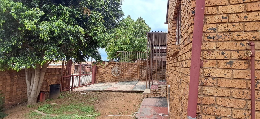 To Let 3 Bedroom Property for Rent in Soshanguve UU Gauteng