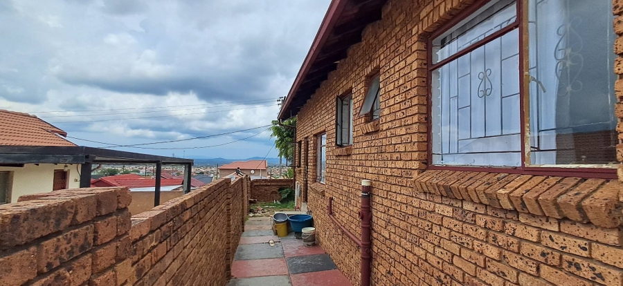 To Let 3 Bedroom Property for Rent in Soshanguve UU Gauteng