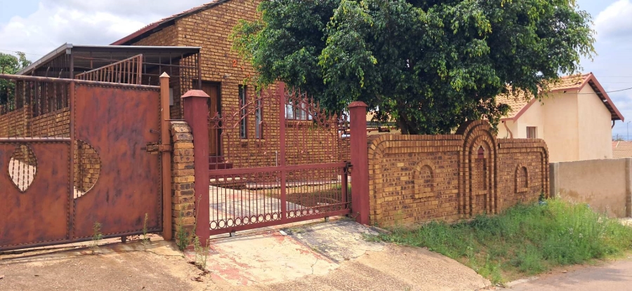 To Let 3 Bedroom Property for Rent in Soshanguve UU Gauteng