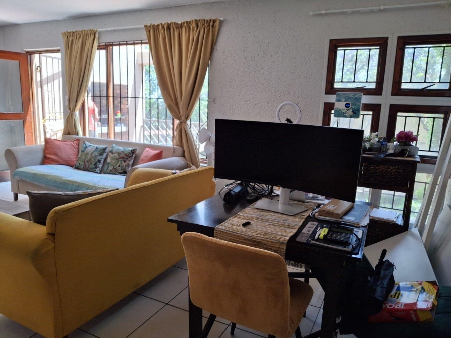 To Let 2 Bedroom Property for Rent in Morningside Gauteng