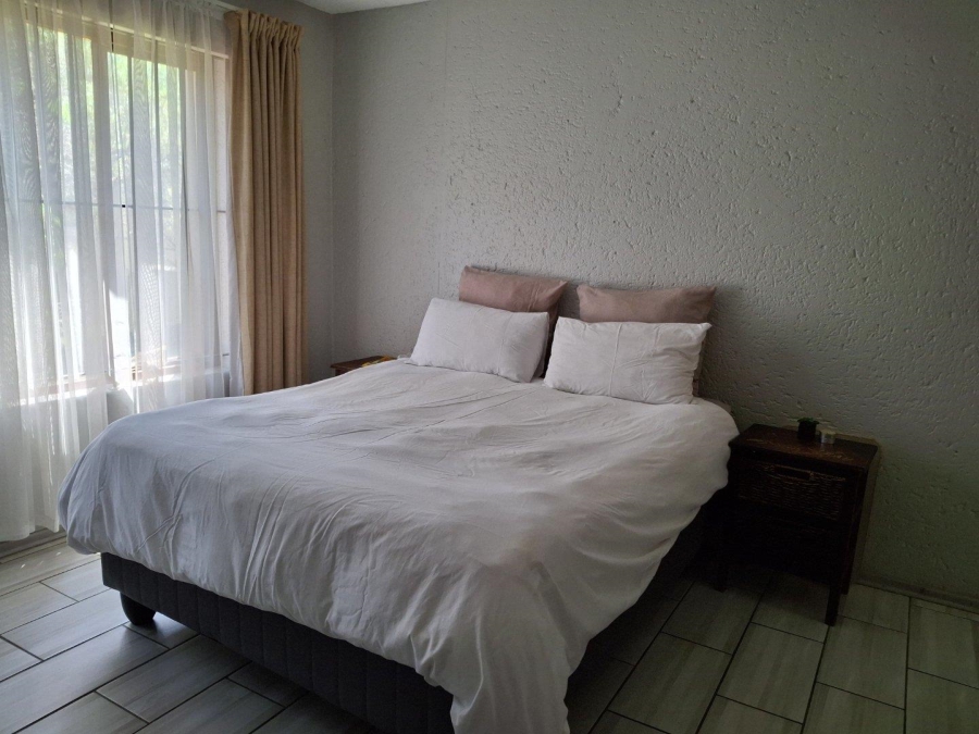 To Let 2 Bedroom Property for Rent in Morningside Gauteng