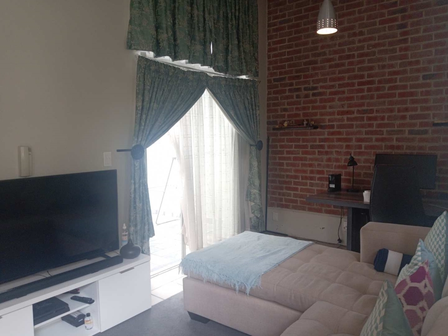 To Let 1 Bedroom Property for Rent in Houghton Gauteng
