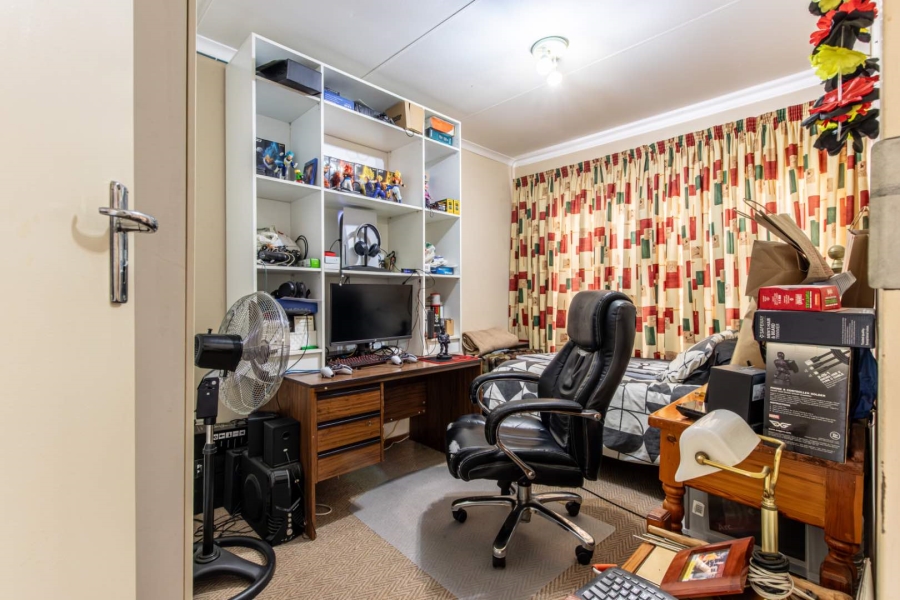 2 Bedroom Property for Sale in Wilgeheuwel Gauteng