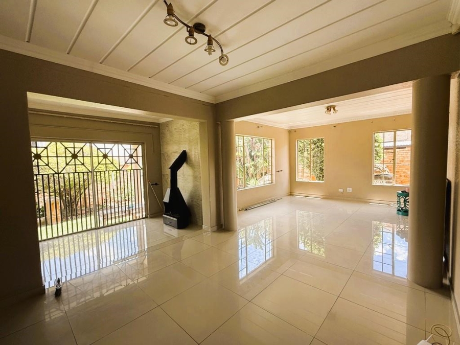 To Let 4 Bedroom Property for Rent in Honeydew Ridge Gauteng