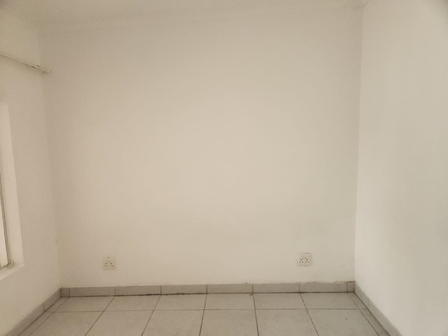 To Let 2 Bedroom Property for Rent in Lombardy East Gauteng