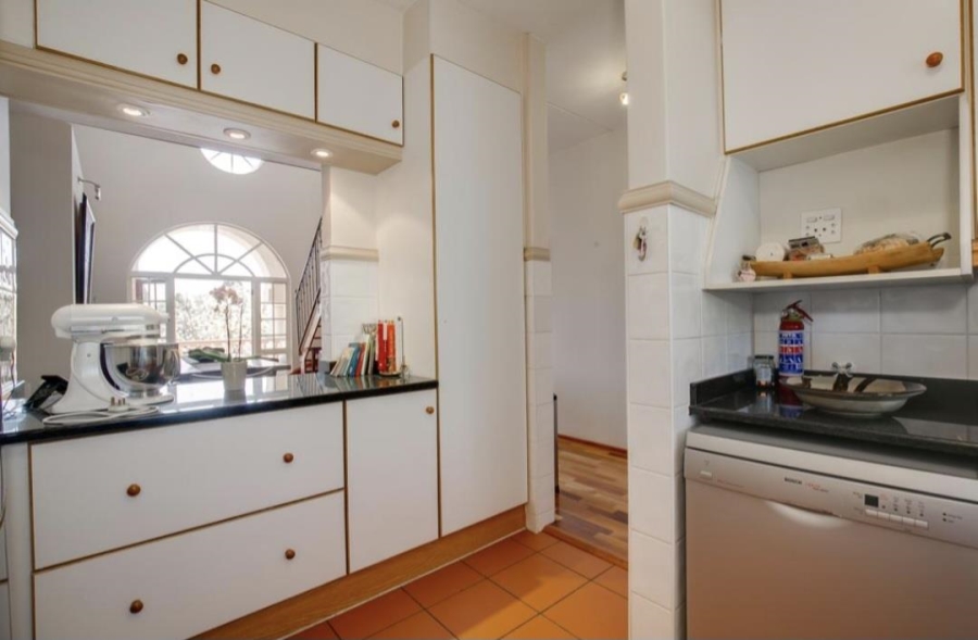 To Let 2 Bedroom Property for Rent in Morningside Gauteng