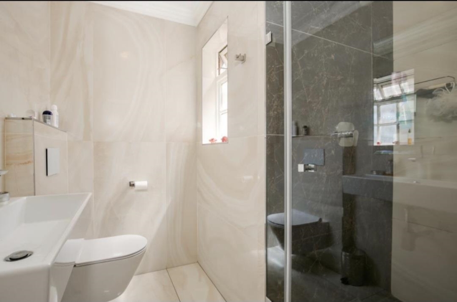 To Let 2 Bedroom Property for Rent in Morningside Gauteng