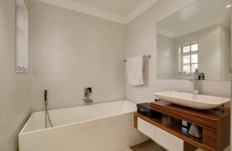 To Let 2 Bedroom Property for Rent in Morningside Gauteng