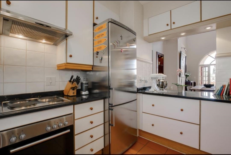 To Let 2 Bedroom Property for Rent in Morningside Gauteng