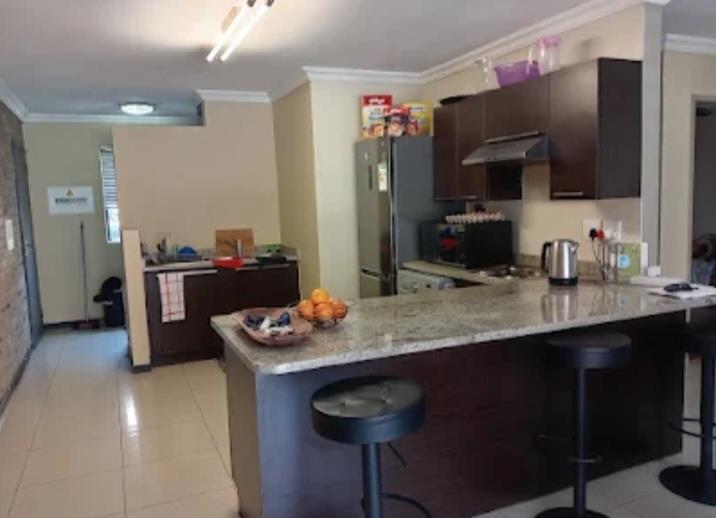 To Let 2 Bedroom Property for Rent in Bedfordview Gauteng