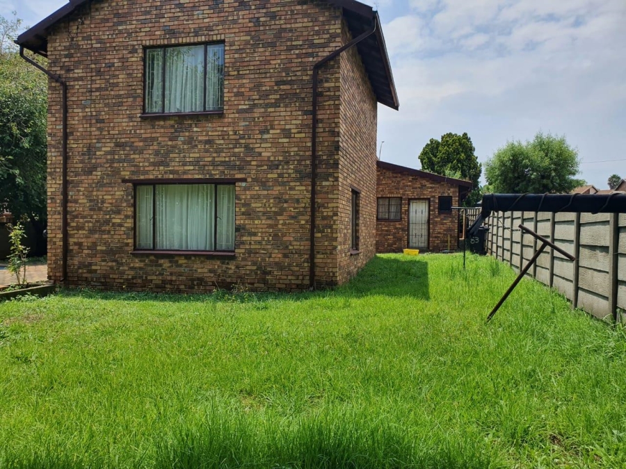 3 Bedroom Property for Sale in Birch Acres Gauteng