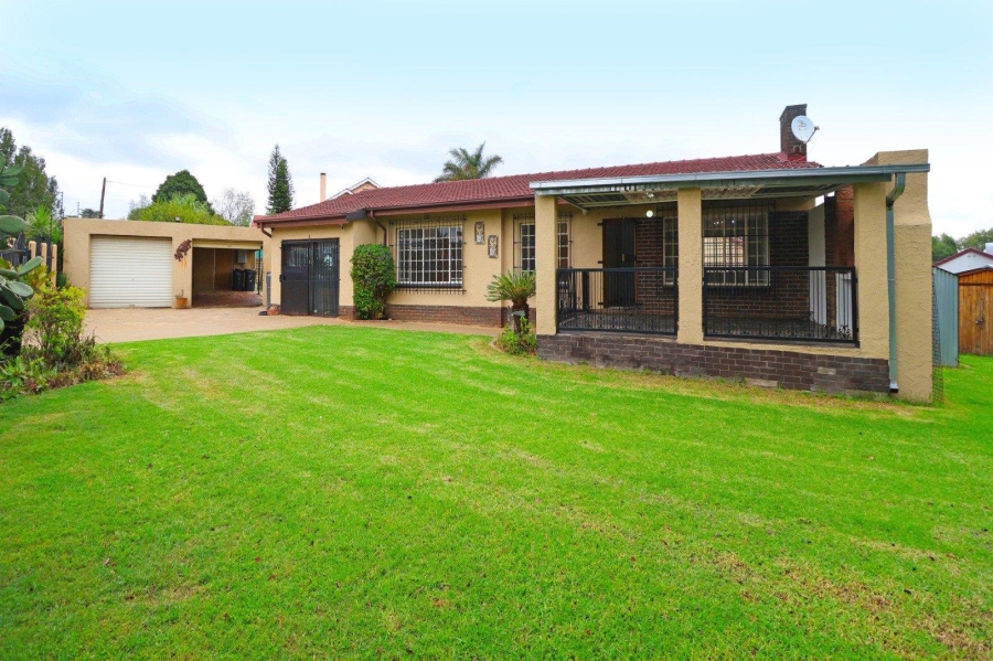 4 Bedroom Property for Sale in Allen Grove Gauteng
