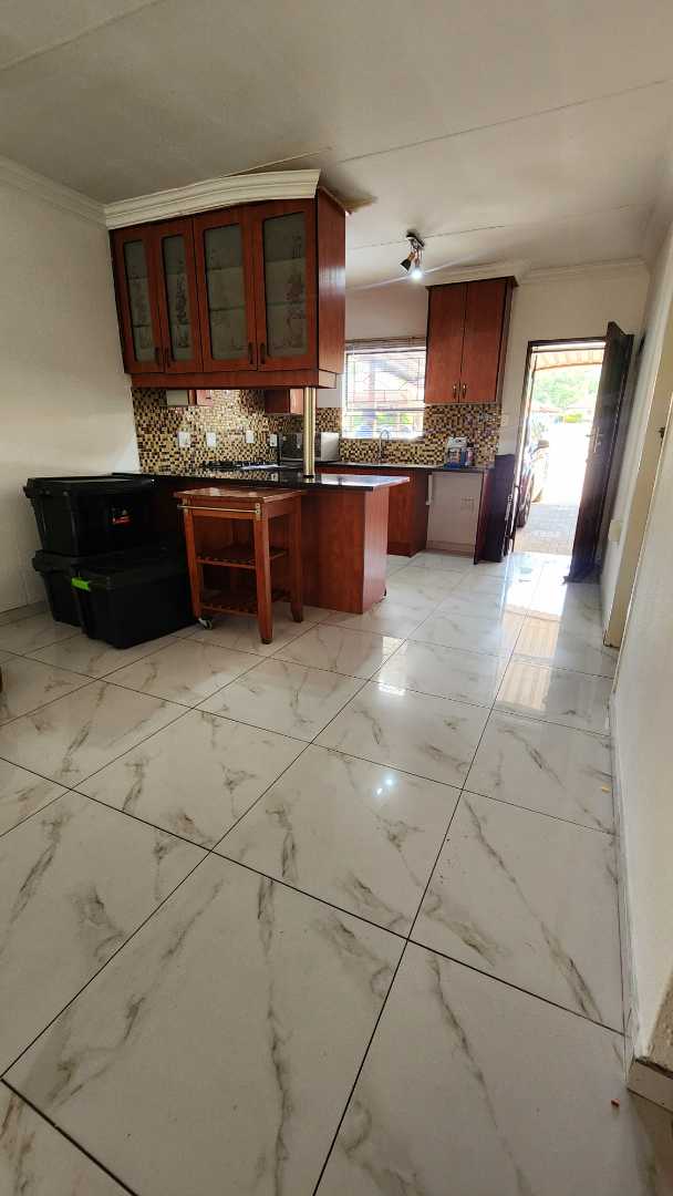 To Let 3 Bedroom Property for Rent in Heatherview Gauteng