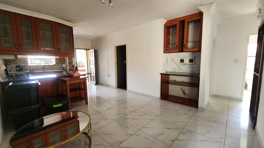 To Let 3 Bedroom Property for Rent in Heatherview Gauteng