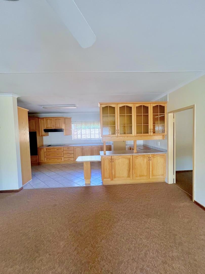 2 Bedroom Property for Sale in Faerie Glen Gauteng