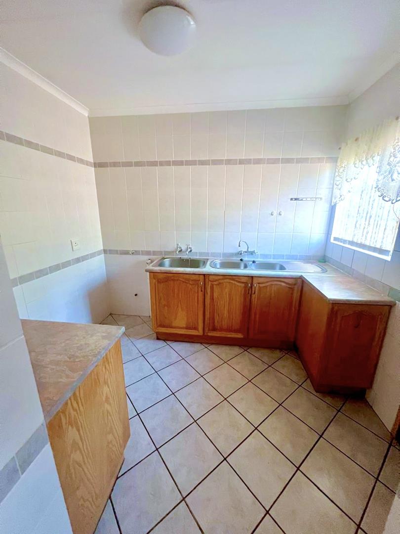 2 Bedroom Property for Sale in Faerie Glen Gauteng