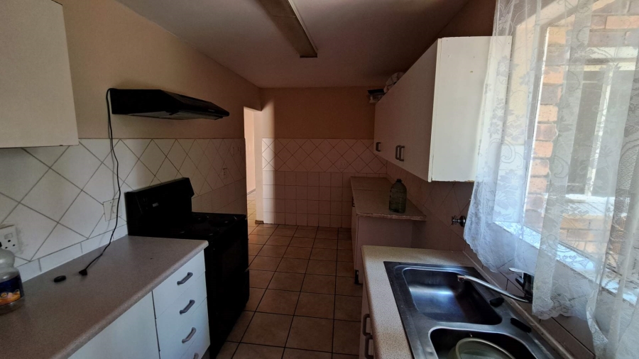 To Let 2 Bedroom Property for Rent in Ferndale Gauteng