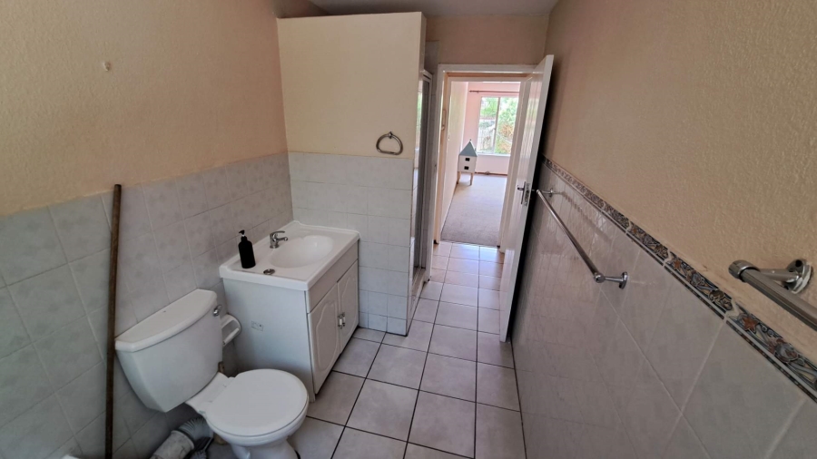 To Let 2 Bedroom Property for Rent in Ferndale Gauteng
